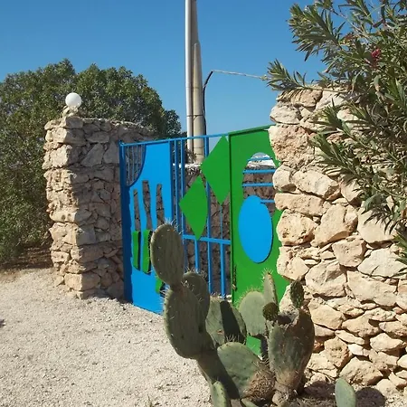 I Dammusi Del Blu Гостевой дом Лампедуза