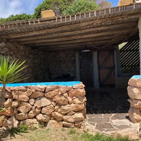 I Dammusi Del Blu Гостевой дом Лампедуза